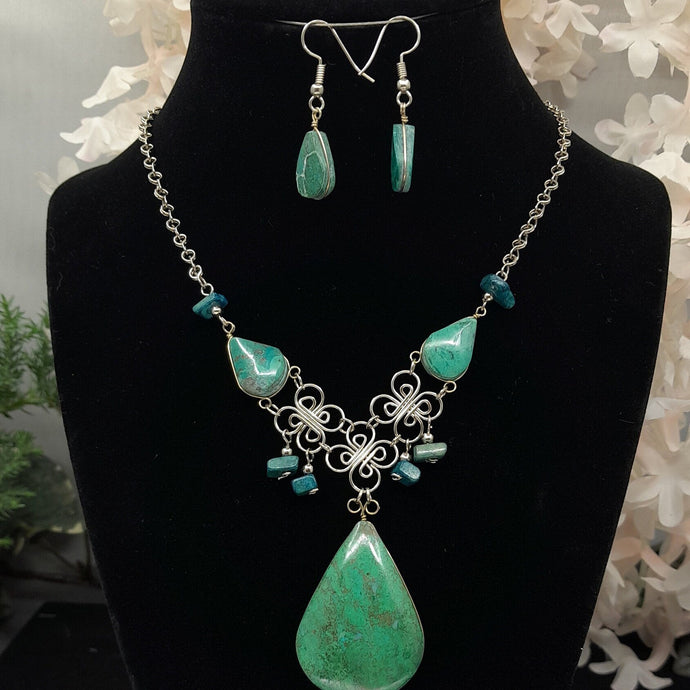 Chrysocolla Wire Wrap Necklace with Earrings